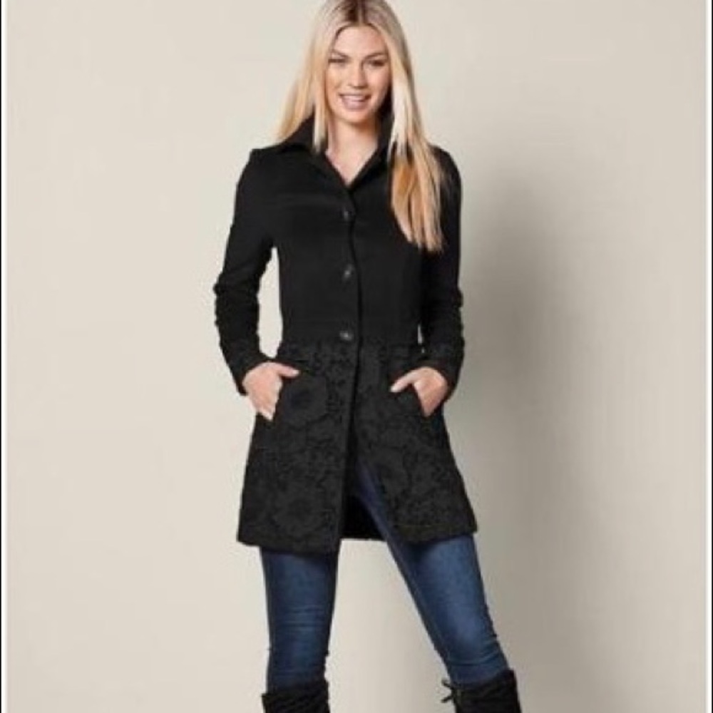 Lace detail coat by Venus